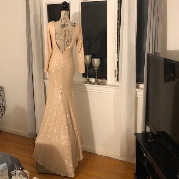 Jadore soft pink gown - Picture 3 of 3